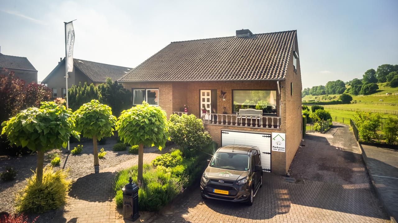 Panorama Sousberg B&B Schin op Geul Bagian luar foto